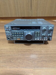 1円スタート　KENWOOD TS-440V HF　10w