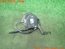 3UPJ=99410579]レクサス CT200h Fスポーツ(ZWA10)純正 ビークルアプローチングスピーカー 86570-76010 車両接近警報 中古_画像2