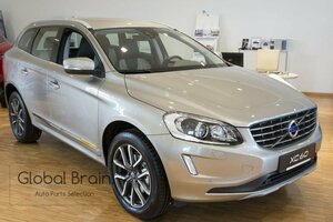 2017- ボルボ XC60 カーボン リア バンパー プロテクター ガード/ リア トリム カバー リア ゲート