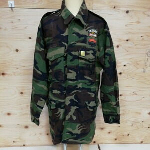 g_t　Q048　韓国海軍　海兵隊　迷彩　ミリタリージャケット　パッチ付き　刺繍入り　戦闘服　サバゲー　中古