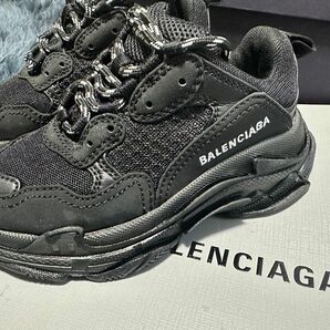 バレンシアガスニーカー　BALENCIAGA29子供サイズ