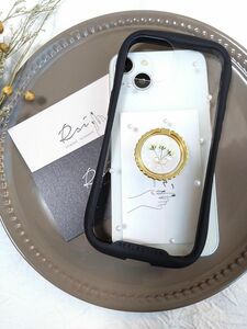 iPhoneケース　スマホケース　ハンドメイド　携帯カバー