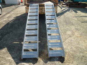  aluminium bridge, maximum load 0,8 ton, length 210cm, inside width 30cm, thickness 7,5cm, Showa era aluminium,SA213008, bend less, beautiful goods 