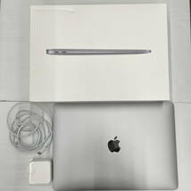 小#6214　充放電回数7回！　MacBook Air　2020年モデル　M1チップ　13インチ　8GBユニファイドメモリ　256GB SSD　シルバー　M2337　箱付_画像1