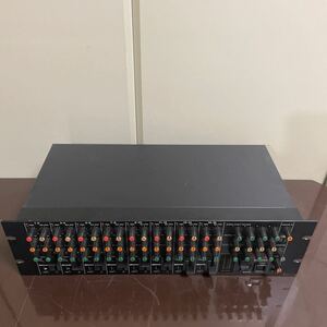 TASCAM MM-200 アナログミキサー キーボード　ミキサー　タスカム