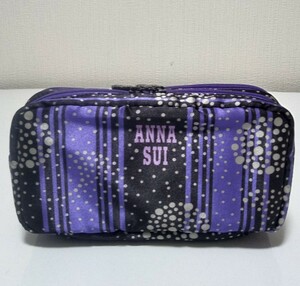 ●未使用ANNA SUI★お洒落で収納力のある ポーチ゜.・:*゛。^