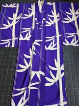 え46　レトロ　中振り袖　袷着物　青紫色に白い竹_画像1