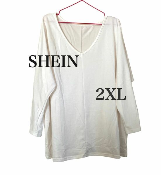 SHEIN V首 白のカットソー 2XL