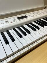 【動作確認済】CASIO カシオ LK-526 2022年製 電子キーボード 楽らくキーボード 光ナビゲーション キーボード 61鍵盤 光ナビゲーション _画像8