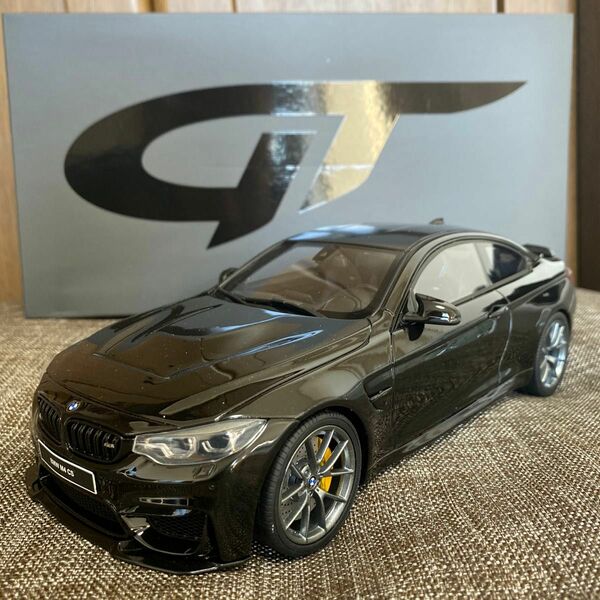 限定出品　BMWM4CS GT SPIRIT 1/18 ミニカー