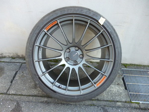 ENKEI エンケイ　RS05RR　9.5Ｊｘ１８　43　ＰＣＤ１００　５穴　255/35ｒ18　タイヤ付き　②