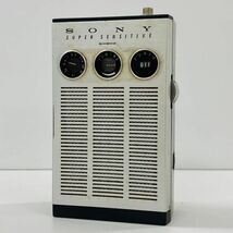 X656-Z14-46 ◎ SONY ソニー SUPER SENSITIVE トランジスタ ラジオ TR-817 小型 高機能 高周波増幅装置 1962年 レトロ オーディオ機器 ④_画像1