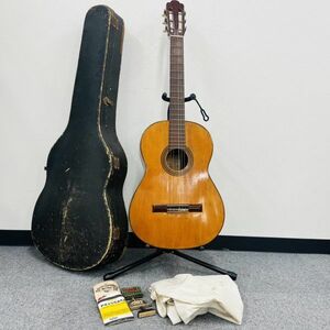 X229-Z5-664 自作品 中出輝明 1960年 クラシックギター 本体 ハードケース付き 99×36×9.5(約/㎝) 弦楽器 楽器 ギター 弾き語り 音楽 ②