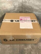 【新品未使用】LE CREUSET ル・クルーゼ ココットロンド ホーロー 両手鍋 24cm　MARSEILLE　箱付【送料無料】_画像7