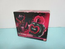 ■【外箱ダメージあり】 仮面ライダー鎧武／ガイム DX黒のリンゴロックシード 仮面ライダー邪武セット BANDAI バンダイ_画像1