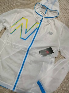 新品 定価11990 New Balance ニューバランス 薄手 軽量 ナイロン ジャケット L ホワイト パッカブル パーカー メンズ ランニング ウェア 