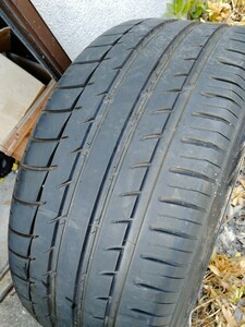 送料込み　即決　1本のみ　トライアングル　TSH11 235/45R17 235/45-17 17インチ　バリ溝　予備　ストック