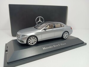 中古品 1/43 メルセデスベンツ Eクラス シルバー