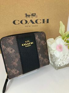 新品　未使用　COACHロゴ　コーチ ホース　ブラウンスモール二つ折り財布　箱、紙袋付き