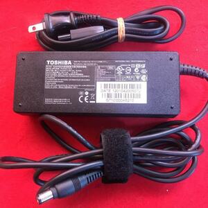  東芝　PA3755U-1ACA　（15V 5A)　　７日間保障　