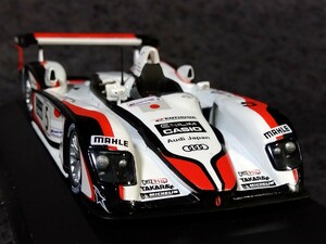 ミニチャンプス 1/43 アウディ R8 アウディスポーツジャパン・チーム郷 (2004年 ル・マン24時間優勝車仕様)