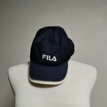 即決１０００円★　FILA帽子　フィラキャップ帽　子供用キッズ　中古_画像1