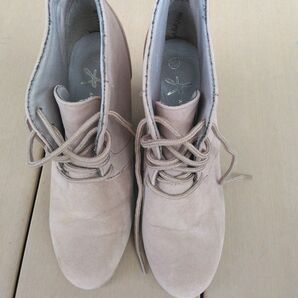 ショートブーツ