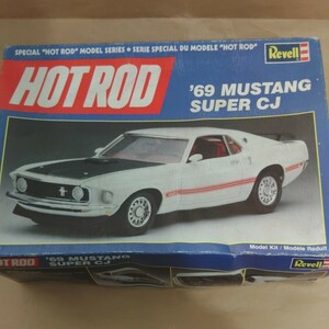 Revell 1/25 1969 MUSTANG SUPER CJ レベル HOT ROD 中古品 ジャンク Ford フォード　マスタング