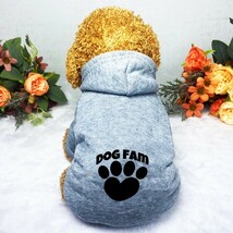 犬服 Dog ペット服 ロゴ入り パーカー 冬服 裏起毛 グレー S イタリアングレーハウンド キャバリア シーズー シェットランドシープドッグ_画像2