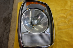 W114 W115 用ヘッドライト部品　ジャンク