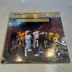 V.A. THE FIRST PRIORITY MUSIC FAMILY BASEMENT FLAVOR /LP/MICHIE MEE,MC LYTE,POSITIVE K,ALLIANCE/ミドル/RAGGAMUFFIN HIP HOP