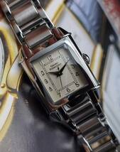 中古 ジラールペルゴ GIRARD-PERREGAUX ヴィンテージ1945 アイボリー文字盤 2590 ステンレス 手巻き レディース 腕時計_画像2