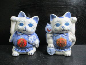 招き猫　二匹　右左招き　恵比寿　大黒　福寿　縁起物　maneki ｃａｔUS　紙箱