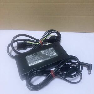 中古CHICONY 120W AC アダプタ A12-120P1A 19.5V-6.15A 外径約5.5mm 内径約2.5mm 動作済み 管理番号SHA1113