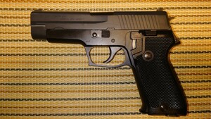 タナカワークス SIG P220 IC 陸上自衛隊9㎜拳銃 動作不良・要調整