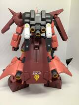 ガンプラ　HG 1/144 ザクⅢ改 （Twilight AXIS Ver.) AMX-011S ZAKU Ⅲ CUSTOM 全塗装完成品 （シャア・アズナブル専用）_画像4