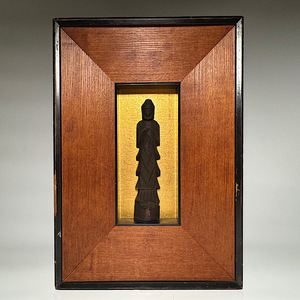 【瑞】仏教美術 時代木彫 円空仏 仏像 時代物　額装　高：４５．３ｃｍ