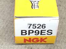 TT-4703　NGK　7526　BP9ES　3本セット　スパークプラグ　未使用　即決品　　　　　_画像2