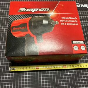 スナップオン Snap-on エアインパクト　PT850J ハイパワーインパクト　レッド　保護ブーツ付き