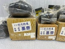 22 墨つぼ まとめて 未使用 源氏鶴亀 大量 処分 デッドストック 金物屋 廃業 在庫品 色々 倒産 長期保管品 まとめ売り 合成樹脂 墨壺_画像8