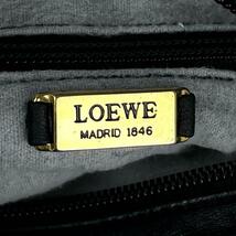 1円～●美品●LOEWE ロエベ ショルダーバッグ アナグラム ロゴ型押し ゴールド金具 ツイスト金具 ナッパレザー 黒 ブラック 男女兼用_画像8