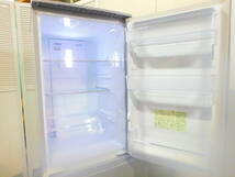 m561 ♪美品♪ SHARP シャープ 2ドア ノンフロン冷凍冷蔵庫 つけかえどっちもドア SJ-D17E-S 167L 耐熱トップテーブル_画像3