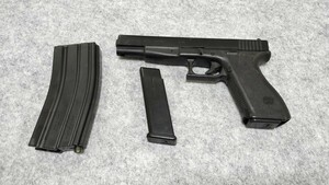 東京 マルイ ハンドコッキング エアガン グロック17L GLOCK17L スペアマガジン BBローダー付