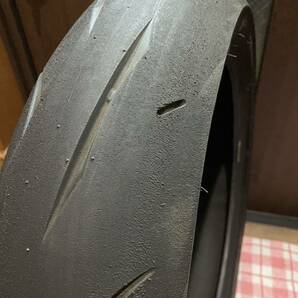 中古MCタイヤ バリ山 BRIDGESTONE BATTLAX RS10 140/70R17 ブリヂストン バトラックス レーシング ストリート 140 70 17 3017 M2944の画像2