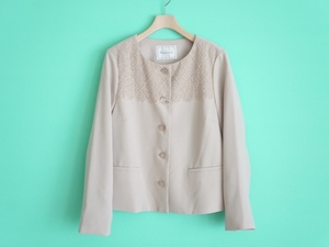  cat pohs 290 jpy [ regular price 9 thousand jpy ]kchu-ru brooch race switch no color jacket 38 beige cb0 Anatelier 