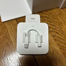 iPhone 8 Apple イヤホン　SIMピン　シール　充電器　　空き箱_画像2