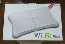 【中古・美品】バランスWiiボード＋ WiiフィットPlus同梱セット 5282_画像3