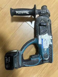 マキタ makita 充電式ハンマドリル HR202D （動作品）