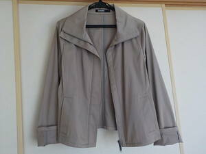  spring thing DKNY* short jacket large size 10 * used * Onward . mountain 