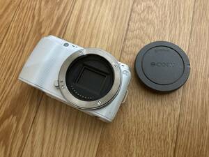 SONY NEX-C3　ソニー ミラーレス一眼　キャップ付き　ジャンク